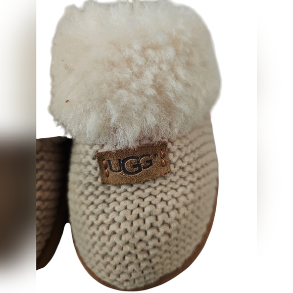 UGG  COZY Knit Slippers - Picture 7 of 8